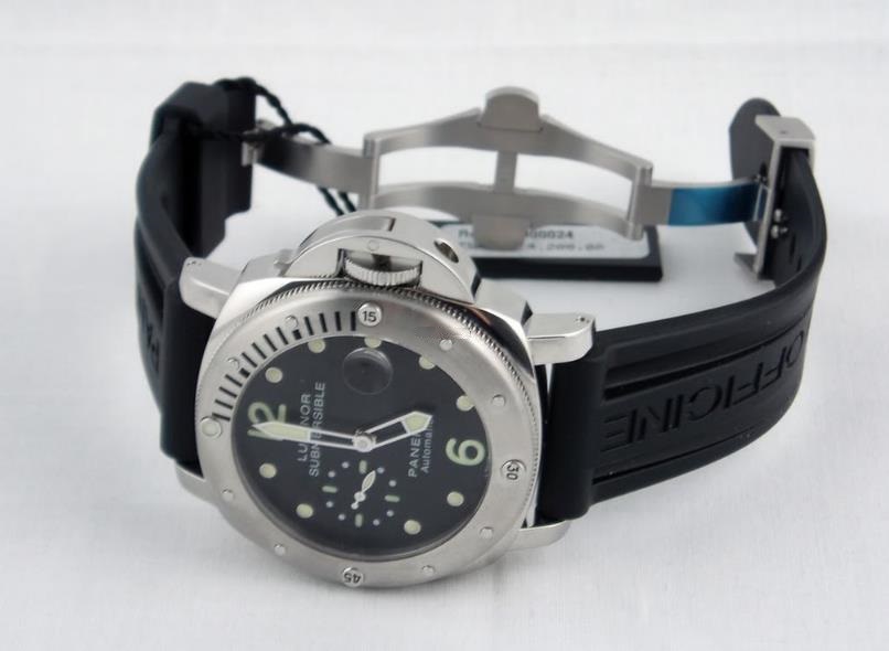 The stainless steel fake watches have black rubber straps.