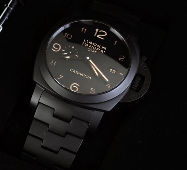 The 44 mm fake watches have black dials.
